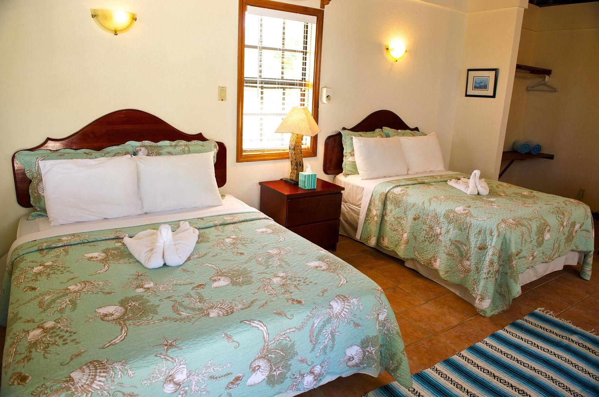 Blackbird Caye Resort Turneffe Atoll Εξωτερικό φωτογραφία
